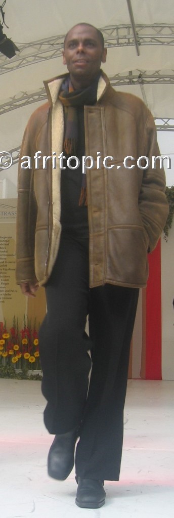 ../Images/krefash2 610b.jpg